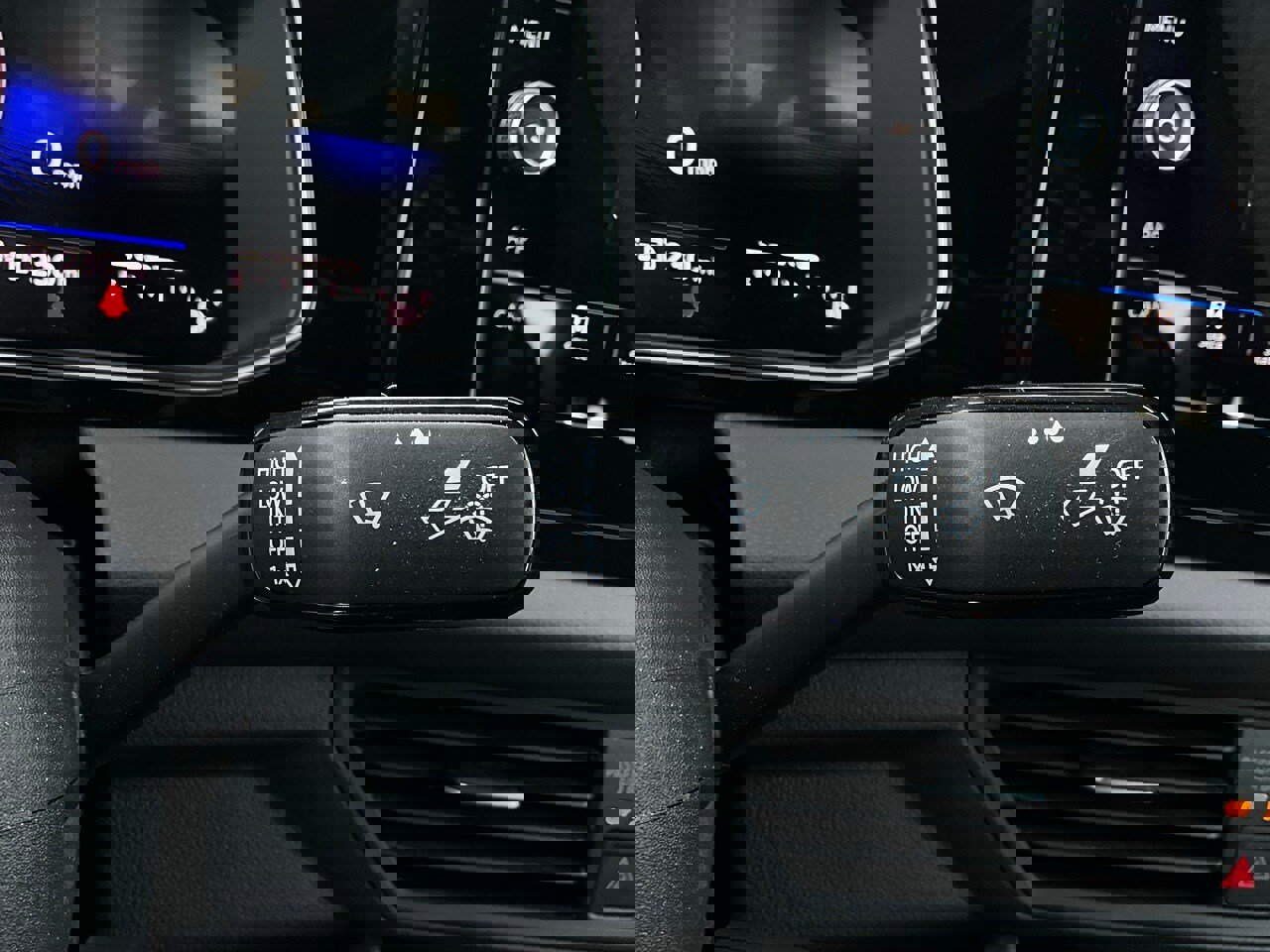 Used 2025 Volkswagen Jetta Sport image 35