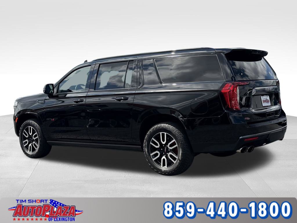 Used 2024 GMC Yukon XL AT4 w/ AT4 Premium Plus Package AWD/4WD image 2