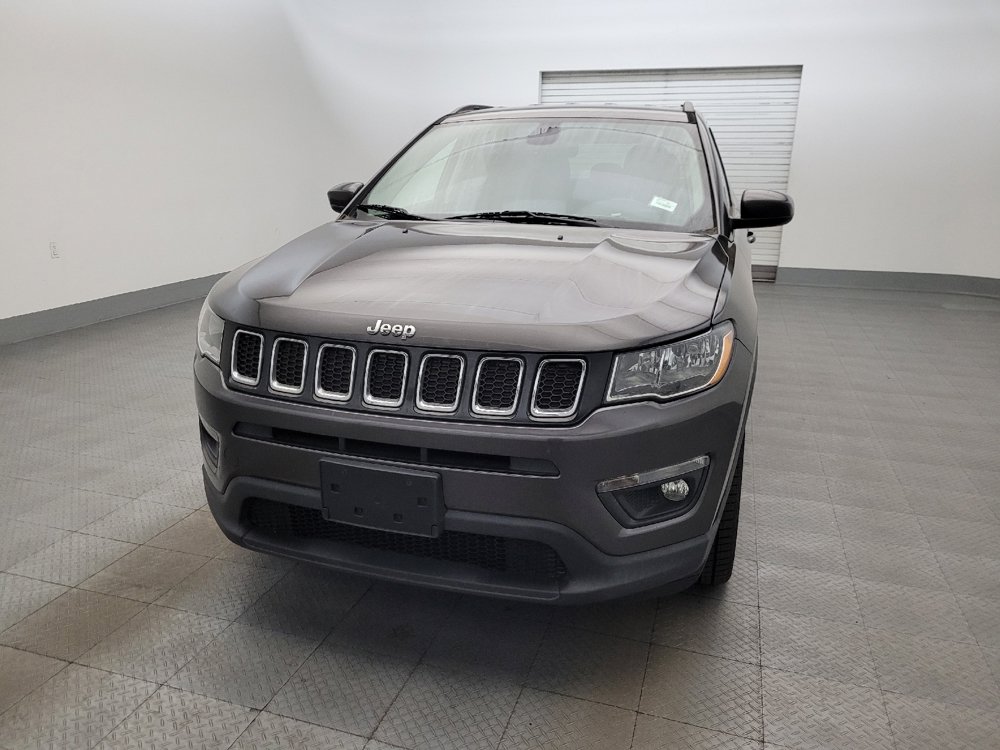Used 2018 Jeep Compass Latitude w/ Popular Equipment Group FWD image 15