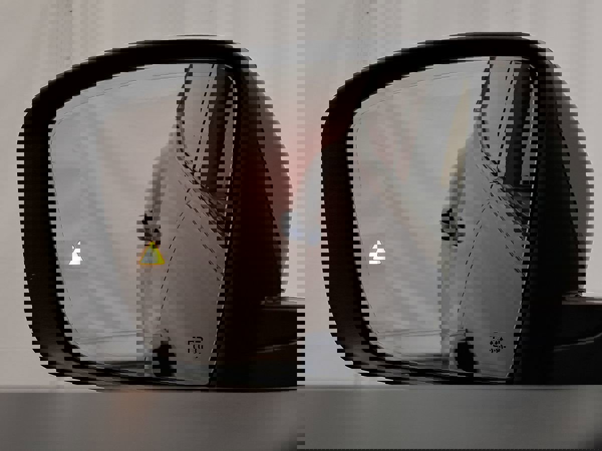 Used 2021 Maserati Levante S image 12