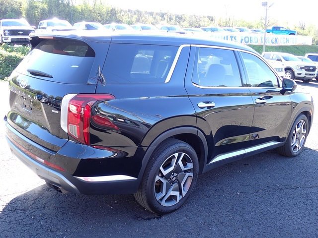 Used 2023 Hyundai Palisade Limited image 9