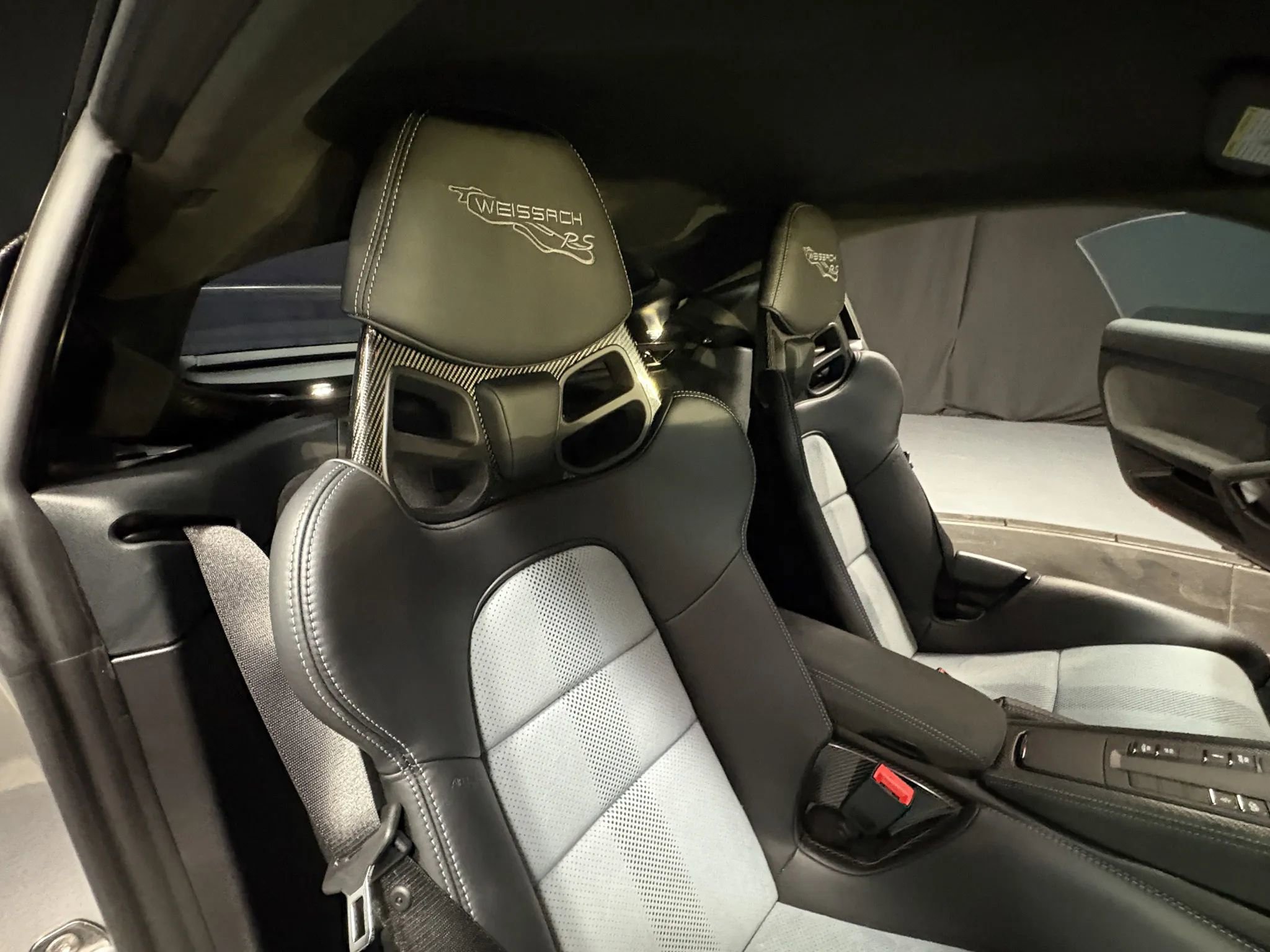 Used 2023 Porsche 718 Cayman GT4 RS RWD image 13