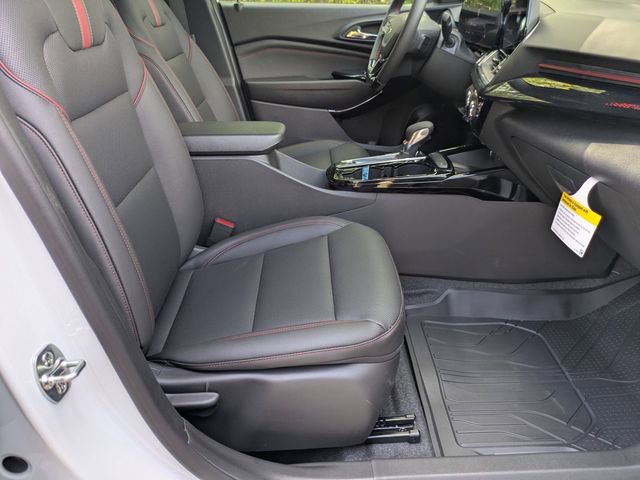 New 2026 Chevrolet Trax RS w/ Sunroof Package FWD image 35