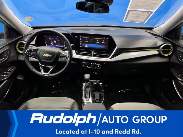 Used 2024 Chevrolet Trax LT w/ Driver Confidence Package FWD image 17
