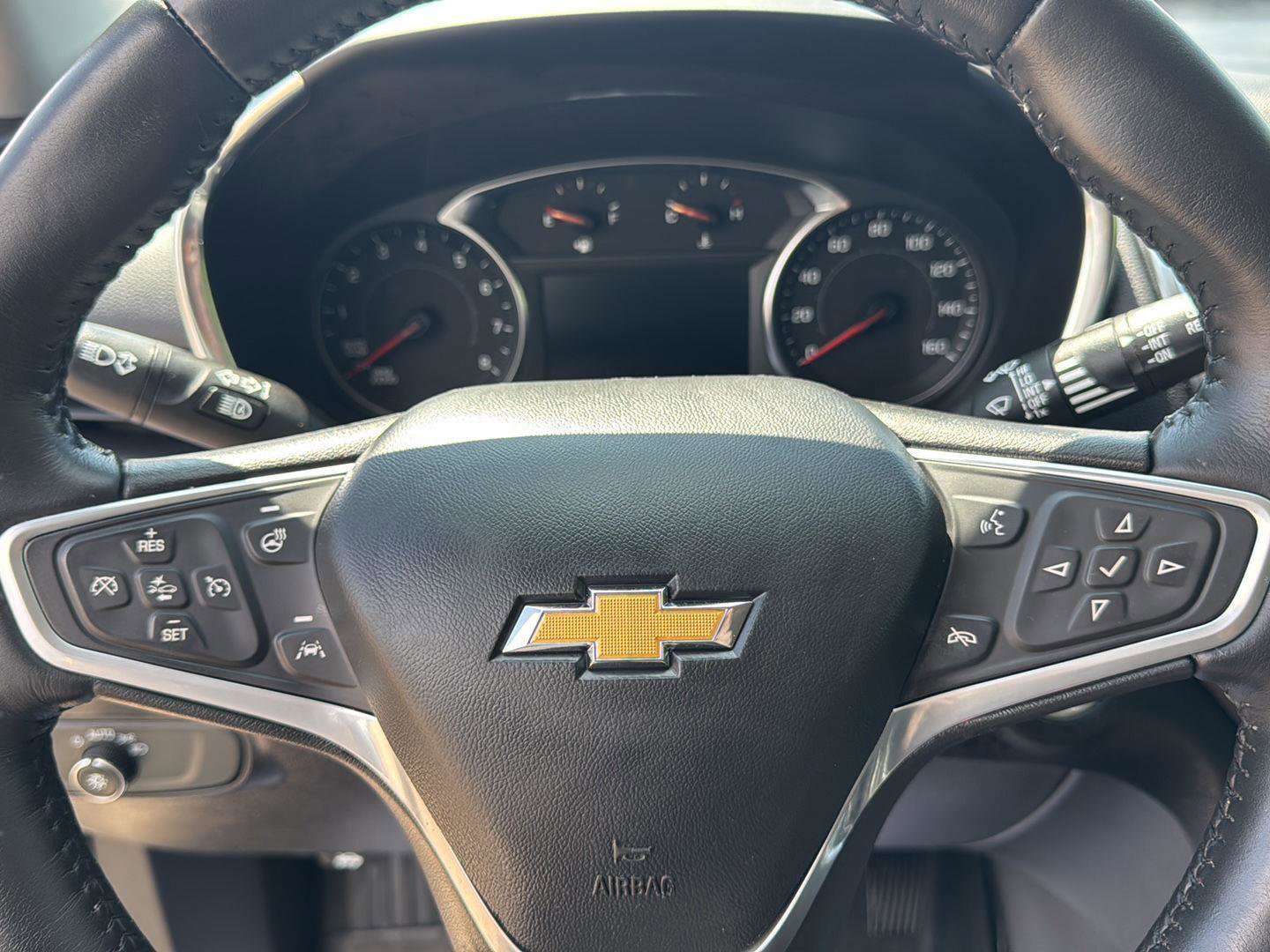 Used 2022 Chevrolet Equinox LT AWD/4WD image 11