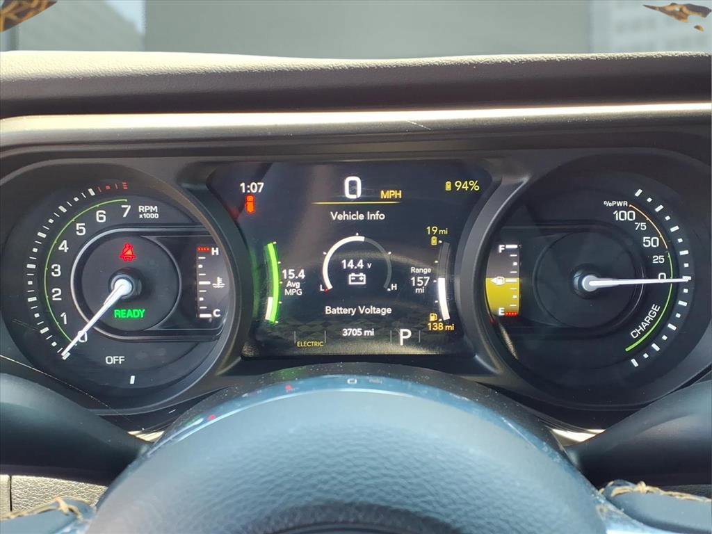 Used 2024 Jeep Wrangler Unlimited Sahara w/ Technology Group AWD/4WD image 29