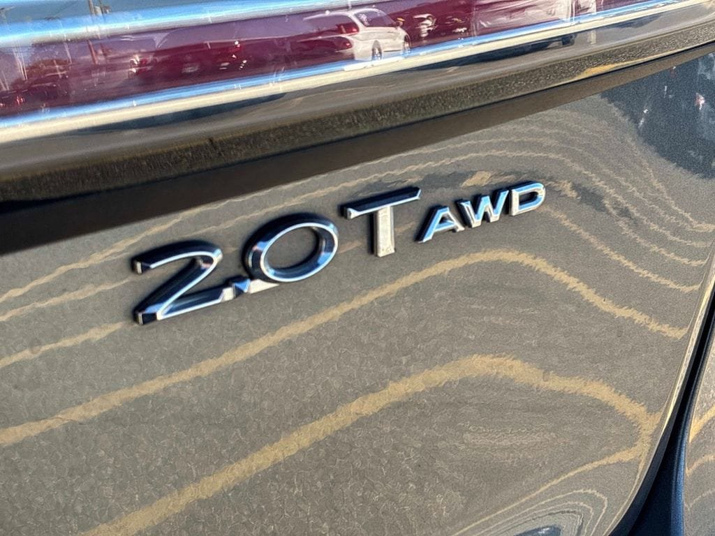 Used 2020 Lincoln Nautilus Reserve AWD/4WD image 11