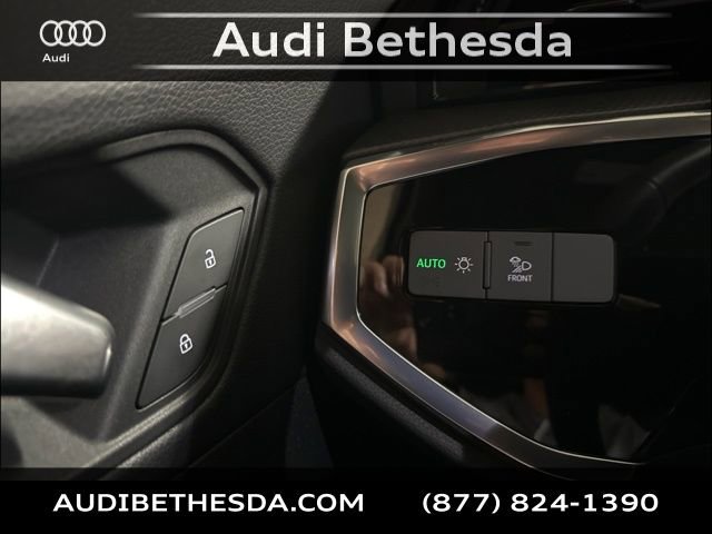 Certified 2025 Audi Q3 2.0T Premium w/ Convenience Package image 14