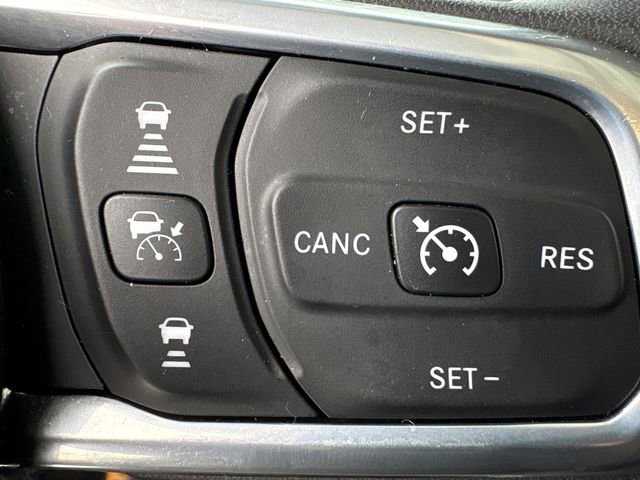 Used 2025 Jeep Wrangler Unlimited Sahara w/ Safety Group image 30