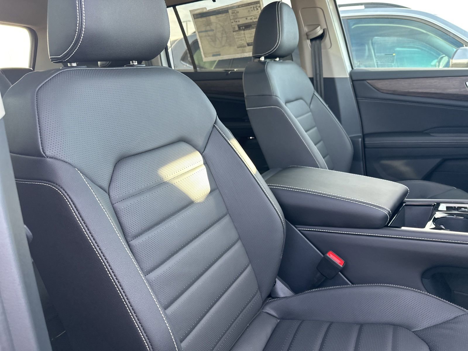 New 2026 Volkswagen Atlas SEL image 36