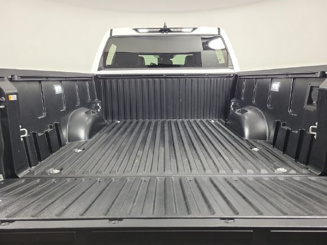 Used 2026 Toyota Tundra Limited AWD/4WD image 10