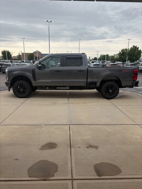 New 2026 Ford F250 XL w/ STX Appearance Package AWD/4WD image 4