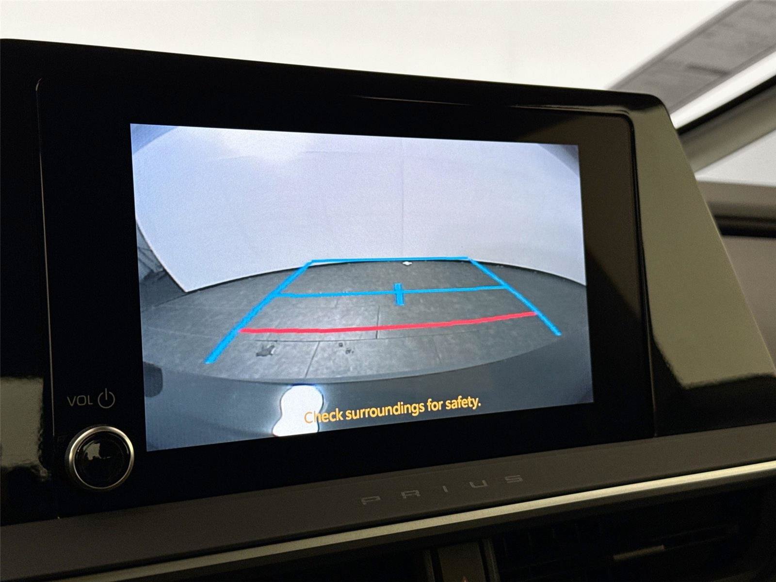 Certified 2023 Toyota Prius LE FWD image 23