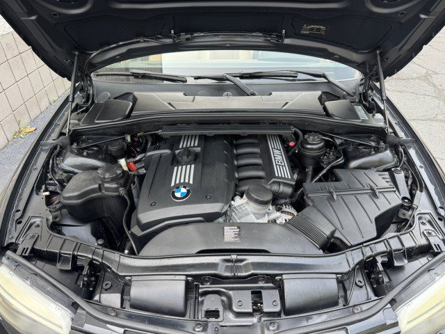 Used 2012 BMW 128i Convertible w/ Premium Pkg RWD image 5