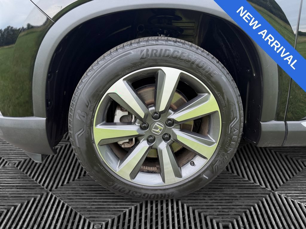 Used 2025 Honda Pilot Elite image 15