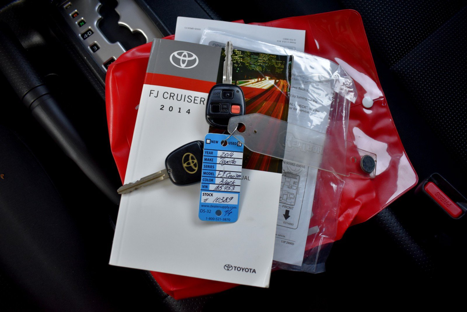 Used 2014 Toyota FJ Cruiser 4WD w/ Convenience Package image 29