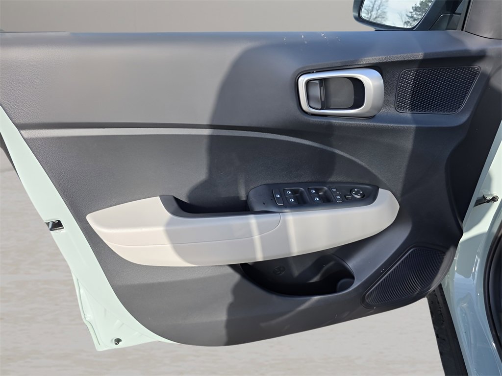 New 2026 Hyundai Venue SEL image 12