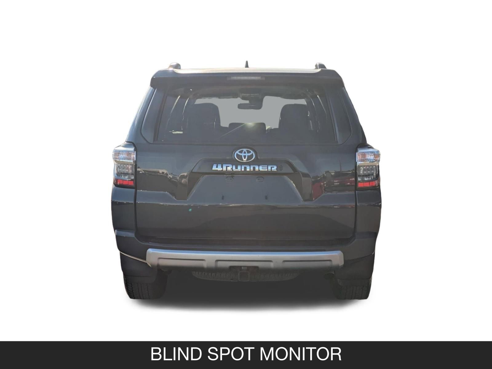 Used 2024 Toyota 4Runner TRD Off-Road Premium image 9