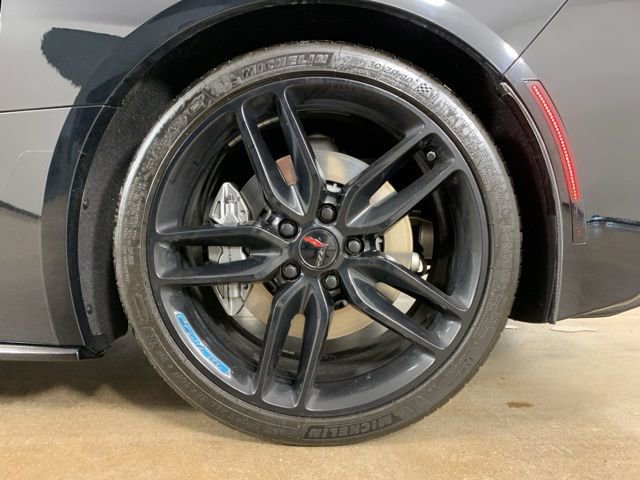 Used 2019 Chevrolet Corvette Stingray Coupe w/ Battery Protection Package image 32