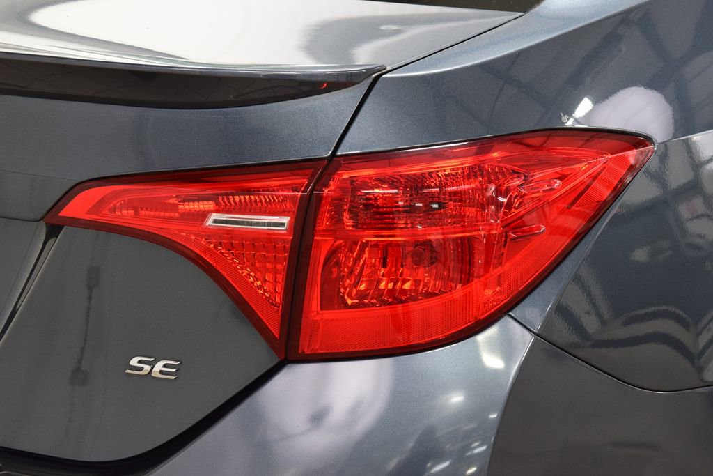 Used 2018 Toyota Corolla SE image 18