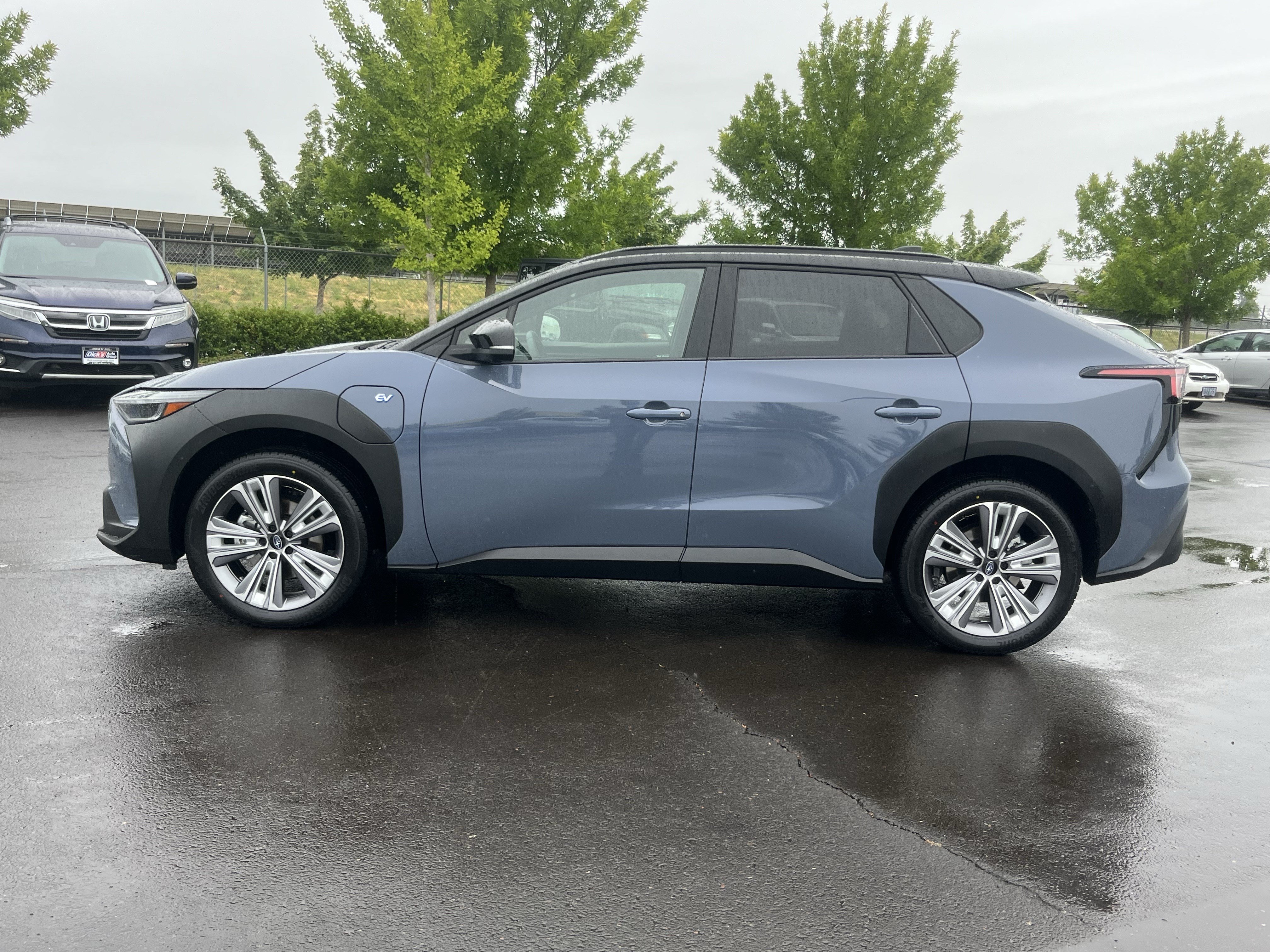 Used 2023 Subaru Solterra AWD image 3