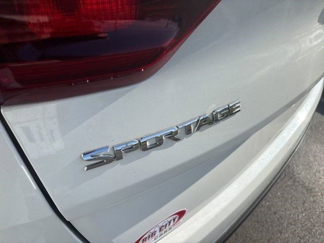 Used 2021 Kia Sportage LX image 45
