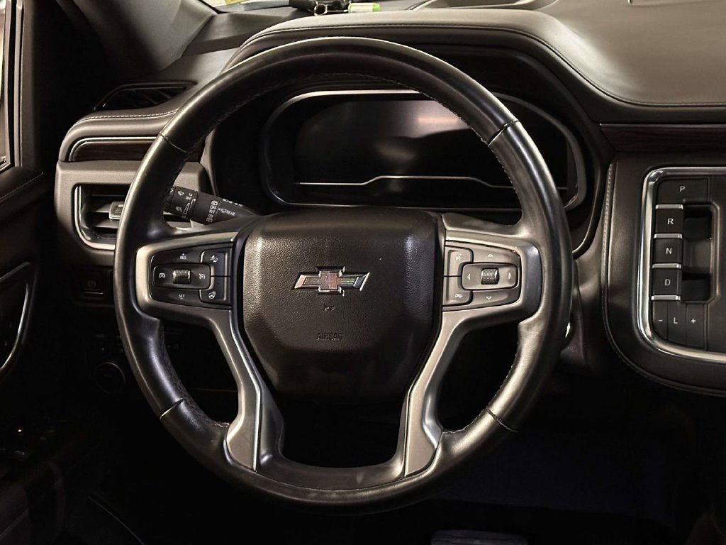 Used 2023 Chevrolet Tahoe Z71 w/ Luxury Package AWD/4WD image 18