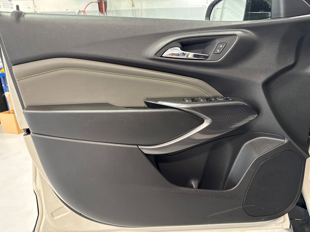 New 2026 Chevrolet Trax ACTIV FWD image 29