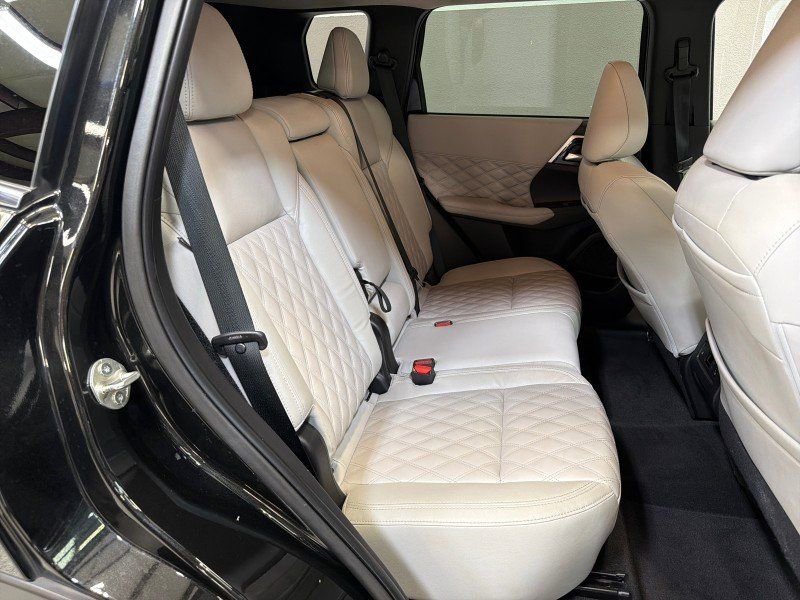 Used 2022 Mitsubishi Outlander SEL FWD image 37