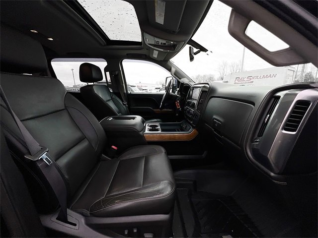 Used 2016 Chevrolet Silverado 2500 LTZ w/ Duramax Plus Package image 40