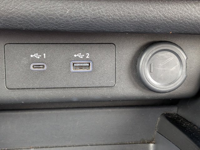 Used 2023 Nissan Rogue SV FWD image 27