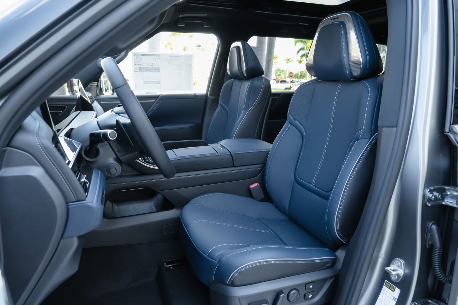 New 2026 INFINITI QX80 4WD w/ Sport Exterior Package image 8