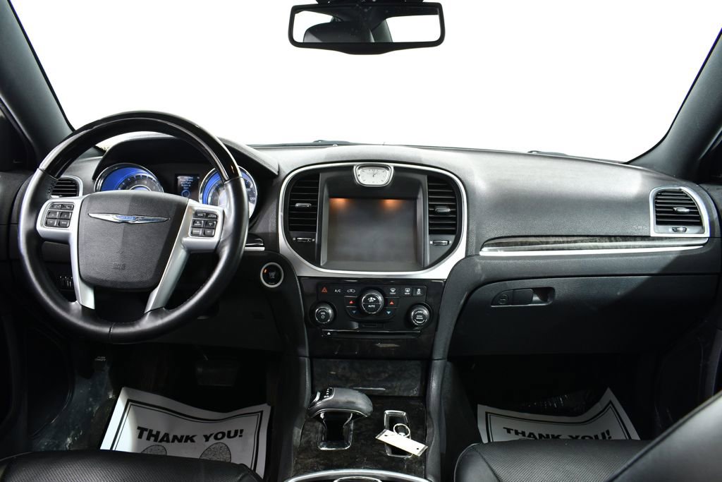 Used 2014 Chrysler 300 C w/ Harman/Kardon Audio Group AWD/4WD image 7