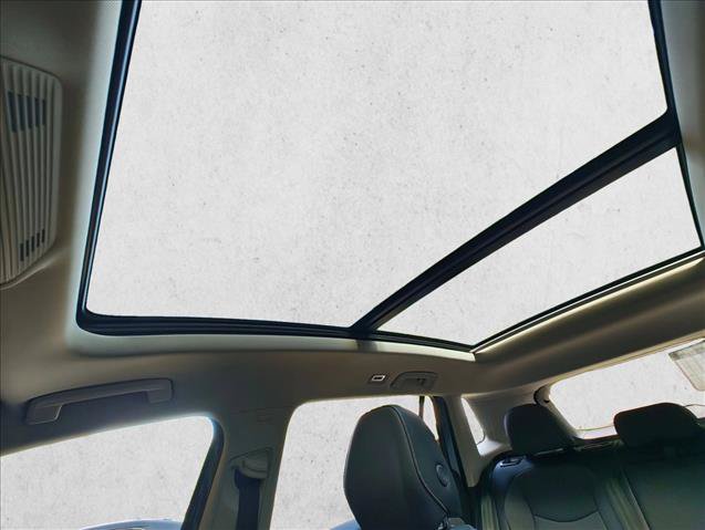 New 2026 Volkswagen Tiguan SE FWD image 17