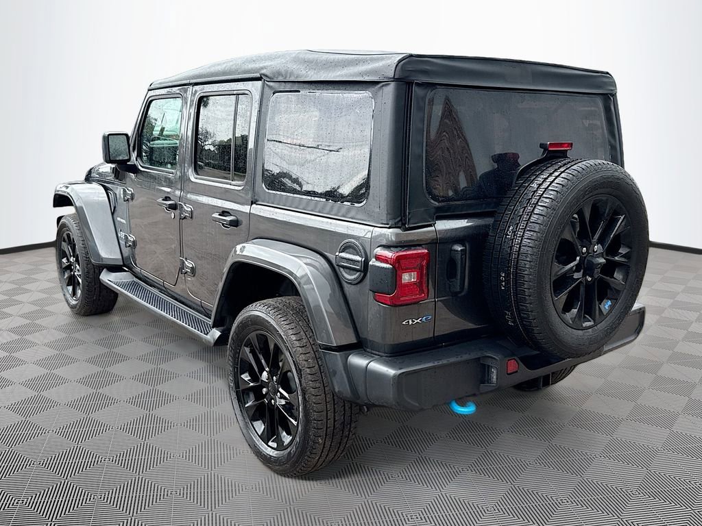 Used 2023 Jeep Wrangler Unlimited Sahara w/ Cold Weather Group image 8