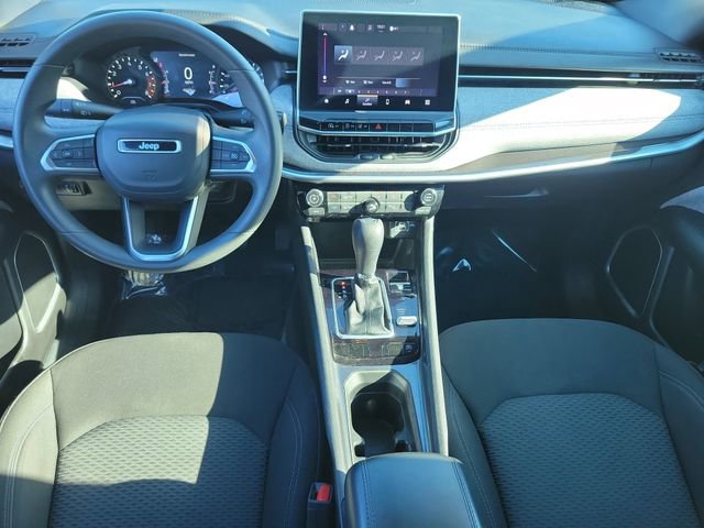 Used 2023 Jeep Compass Sport image 16