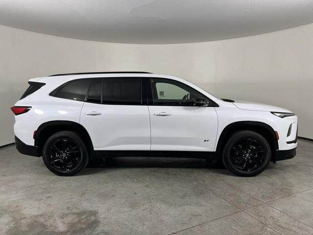 Used 2026 Buick Enclave Sport Touring w/ Power Package FWD image 9