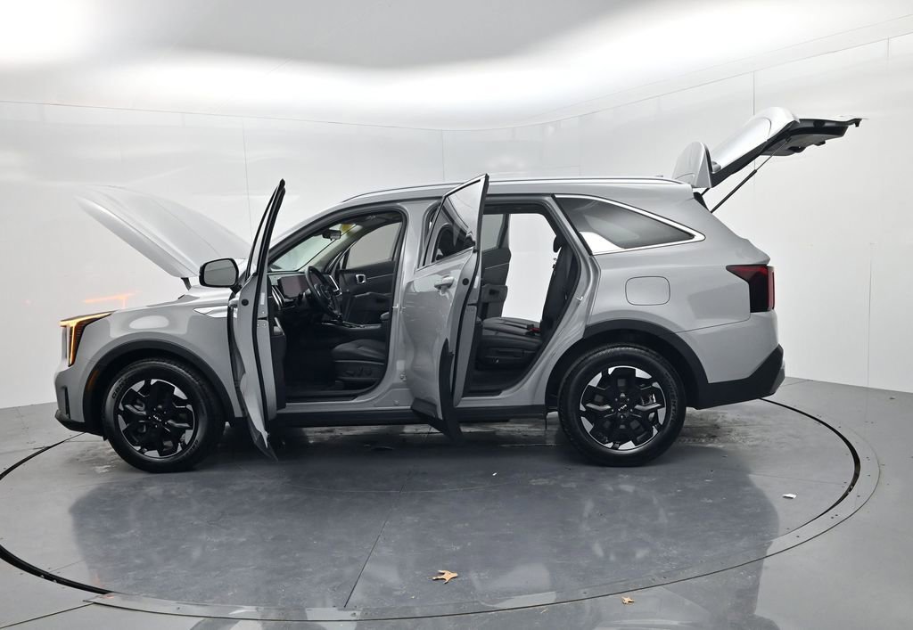 Used 2025 Kia Sorento S w/ Panoramic Sunroof Package image 62