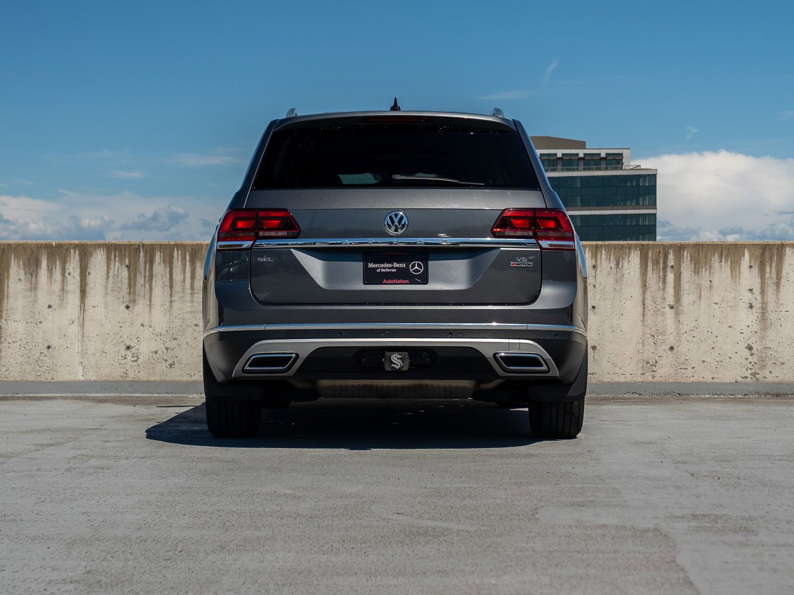 Used 2018 Volkswagen Atlas SEL AWD/4WD image 15