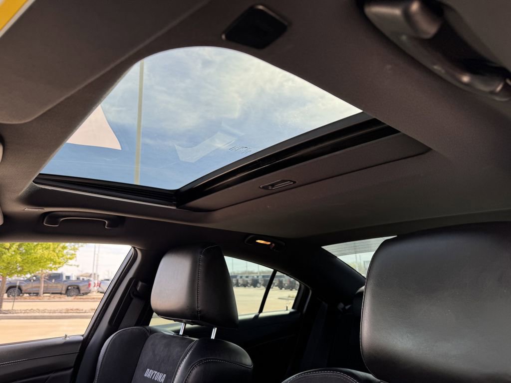 Used 2023 Dodge Charger R/T w/ Daytona Edition Group image 24