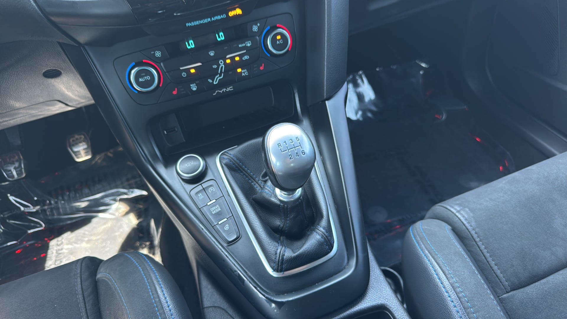 Used 2017 Ford Focus RS AWD/4WD image 23
