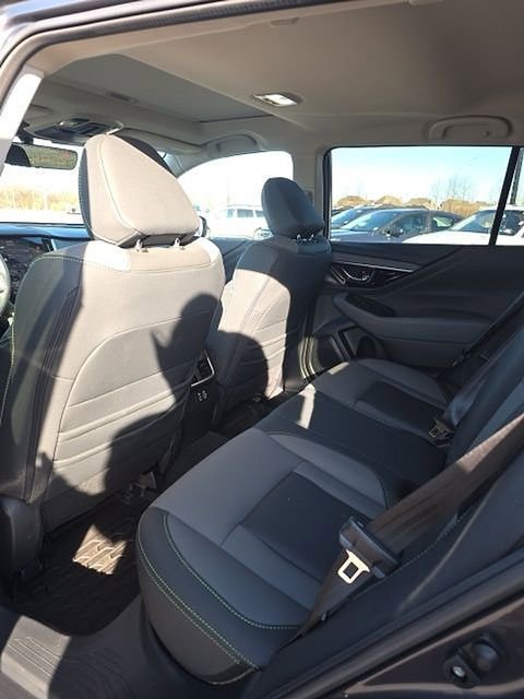 Used 2023 Subaru Outback Onyx Edition image 8