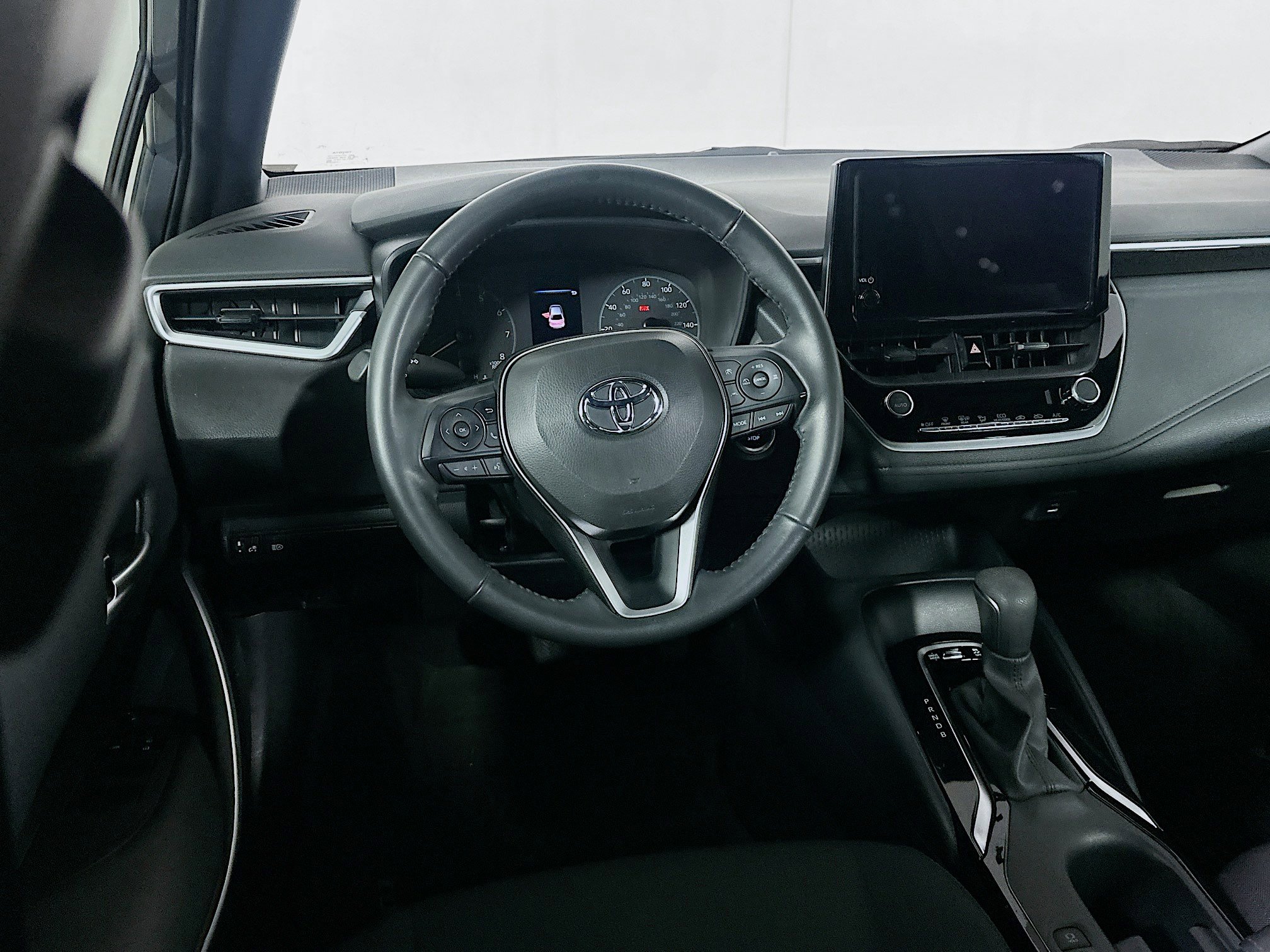 Used 2024 Toyota Corolla SE FWD image 17