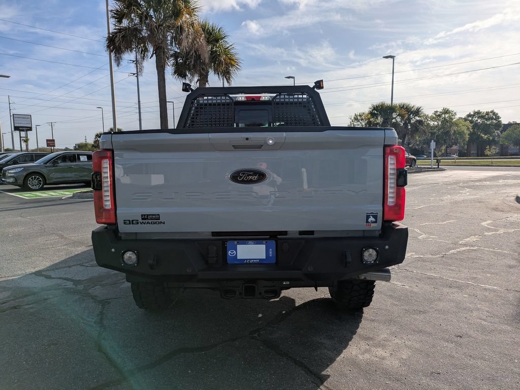 New 2026 Ford F250 Lariat w/ Black Appearance Package AWD/4WD image 5