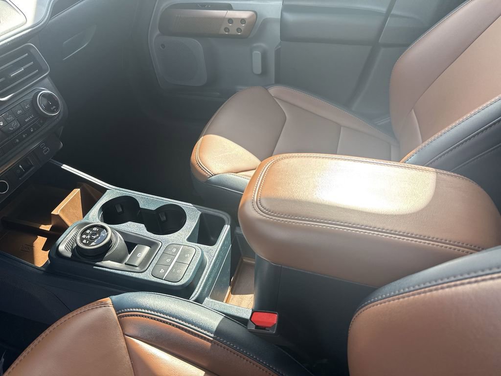 Used 2023 Ford Maverick Lariat w/ Lariat Luxury Package image 23