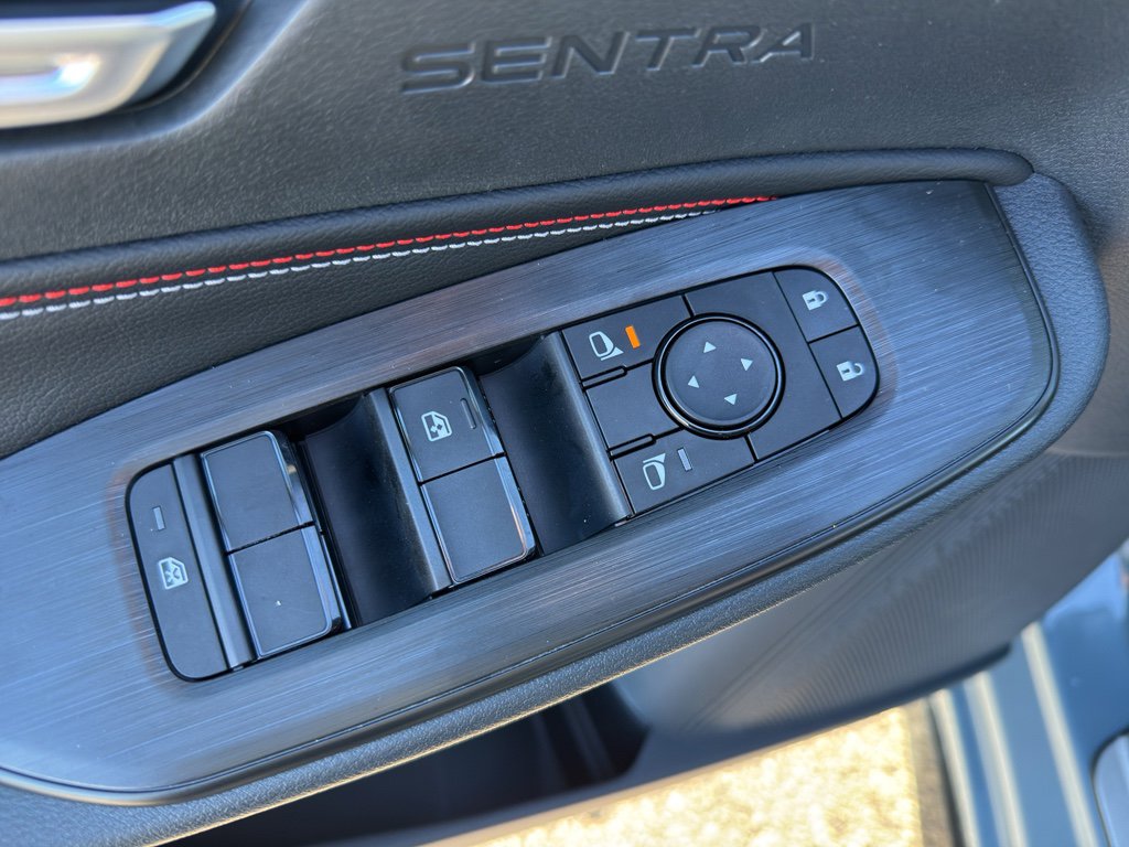 New 2026 Nissan Sentra SR w/ Floor Mat Package image 12