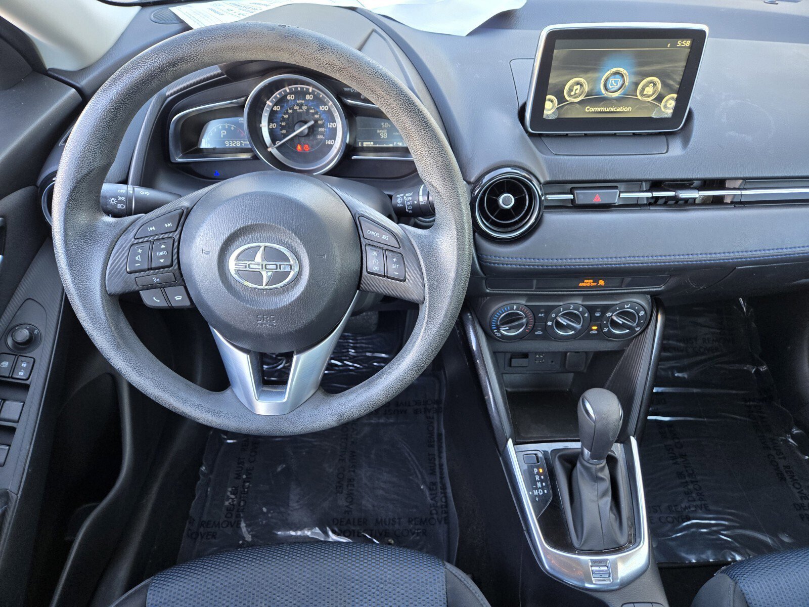 Used 2016 Scion iA image 9