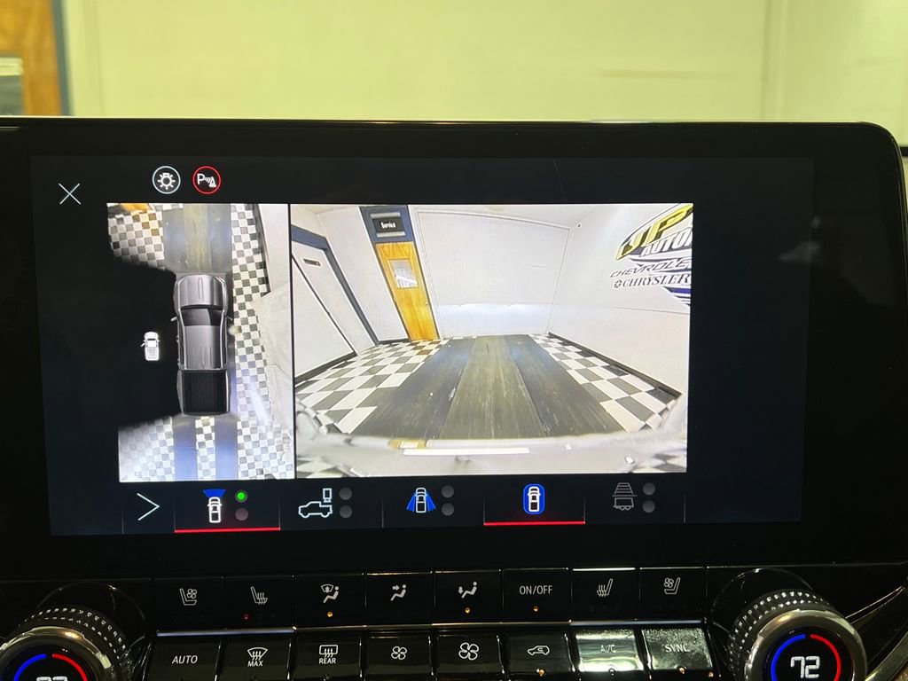 Used 2025 GMC Canyon Denali image 37