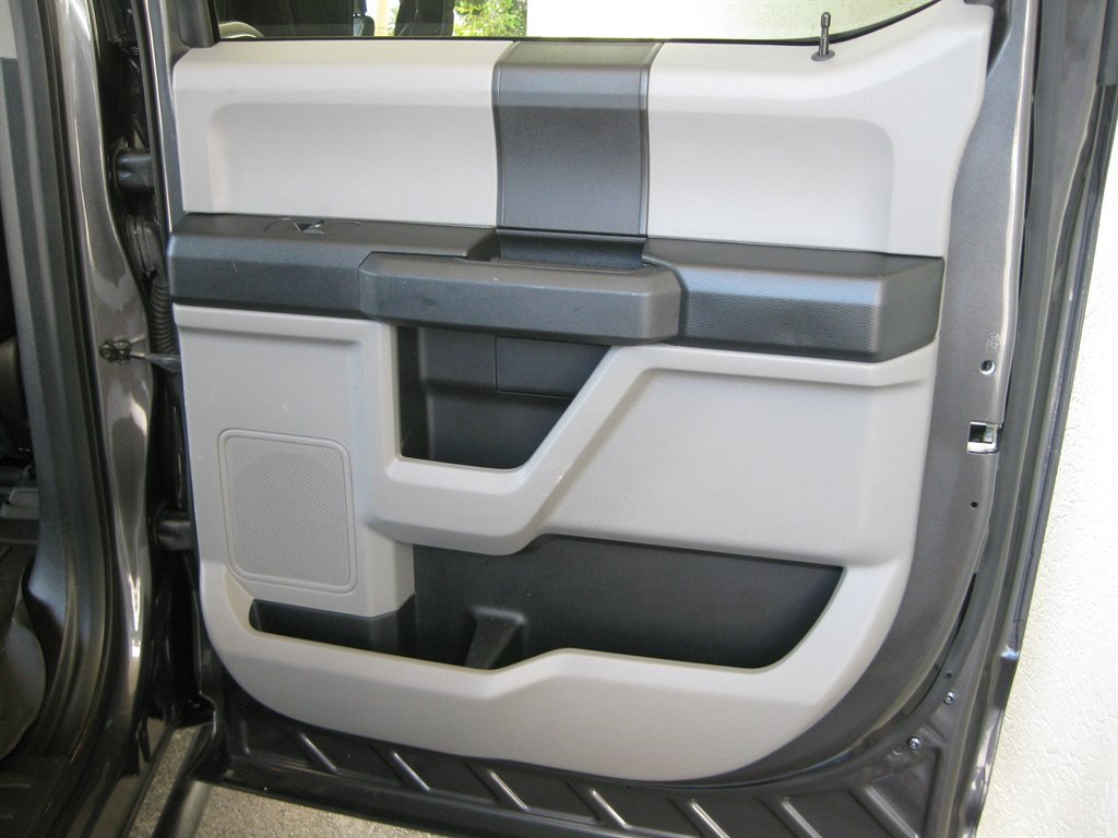 Used 2018 Ford F150 XL w/ Equipment Group 101A Mid AWD/4WD image 34