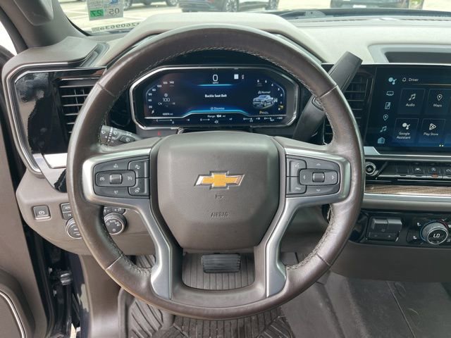 Used 2022 Chevrolet Silverado 1500 LT AWD/4WD image 19